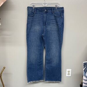 Old Navy High-Rise Wow Flare Jeans